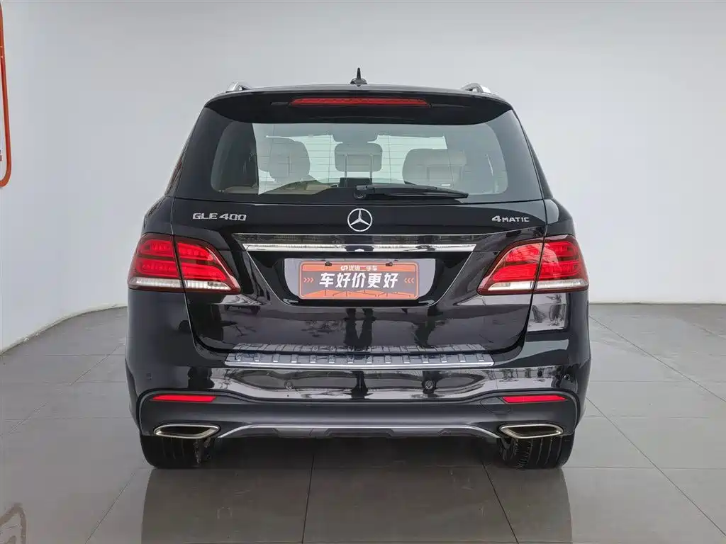 Mercedes-Benz GLE 2018 GLE 320 4MATIC Luxury Ultimate Edition фото 4