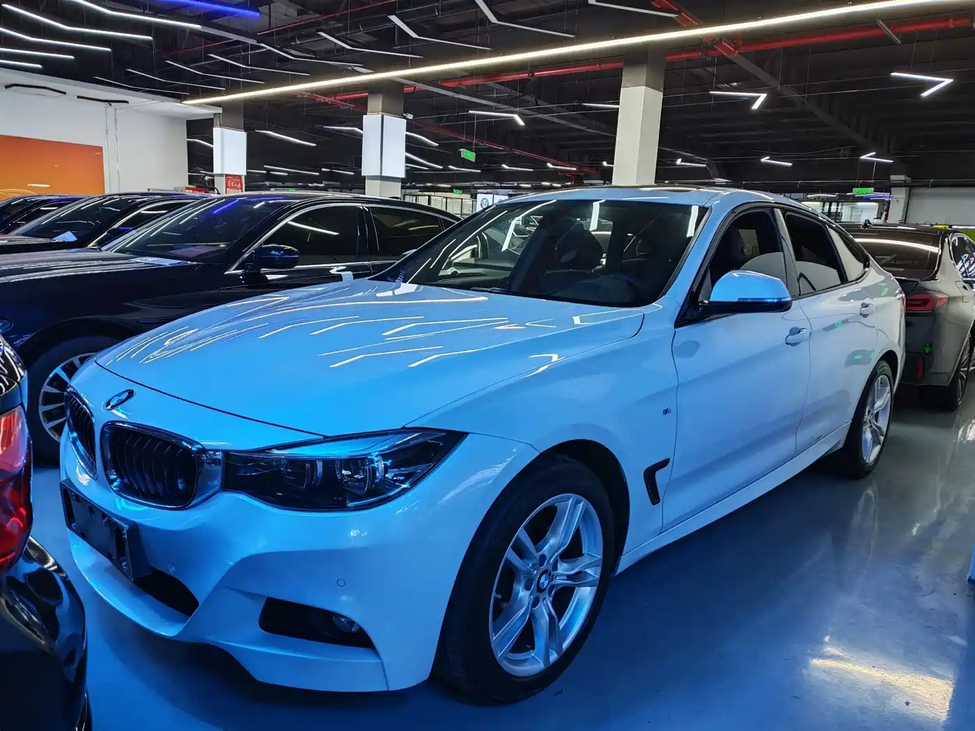 BMW 3 Series GT 2019 320i M Sport Package
