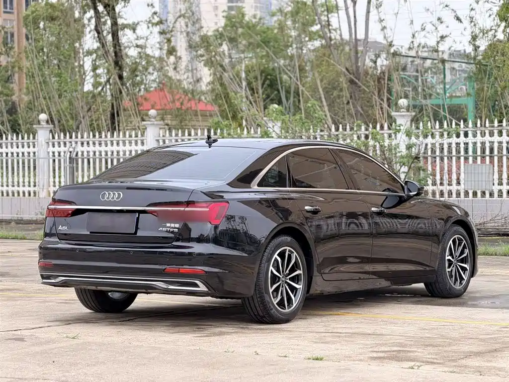 Audi A6L 2024 40 TFSI Luxury Elegance фото 24