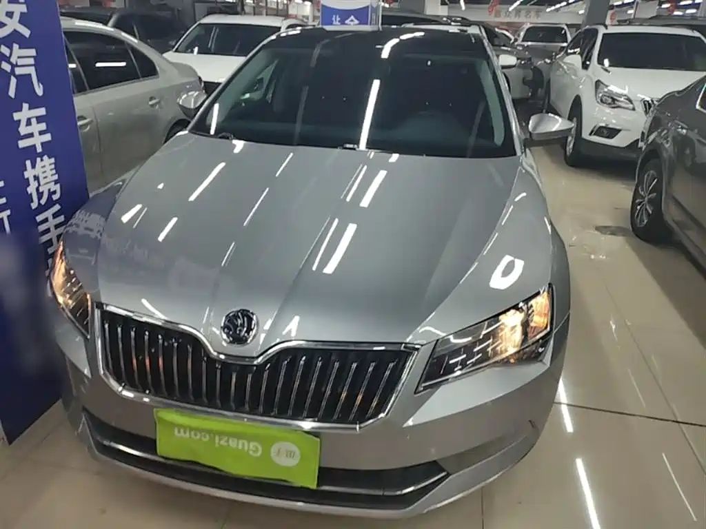 Škoda Superb 2018 TSI280 DSG Comfort (China V) фото 3