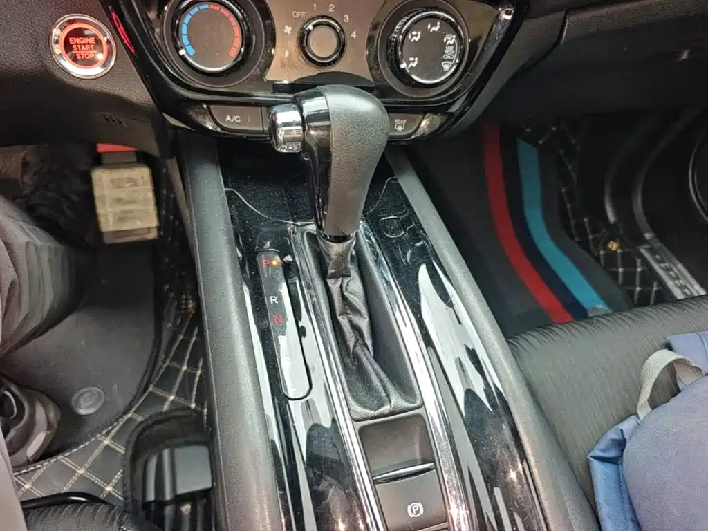 Photo 14 - Honda Vezel