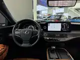Фото 11 - Lexus LS
