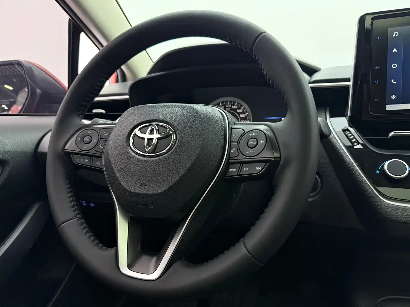 Toyota Corolla 2021 1.2T S-CVT Elite PLUS Edition фото 16