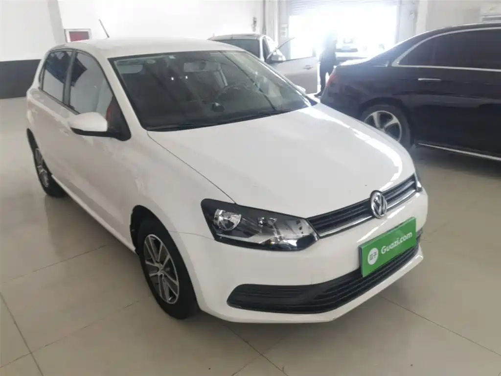 Volkswagen Polo 2016 1.4L Manual Trend фото 4