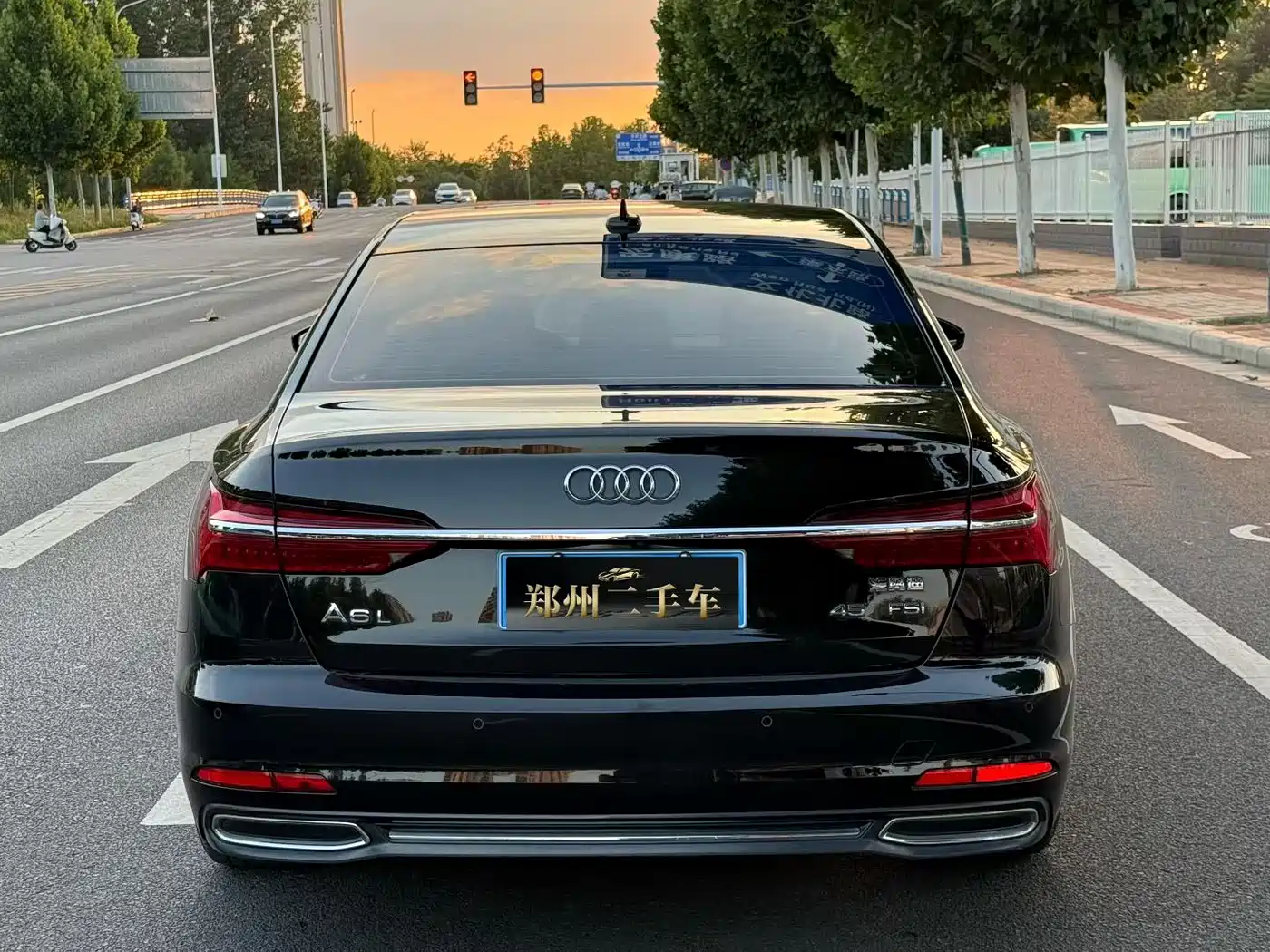 Photo 8 - Audi A6L