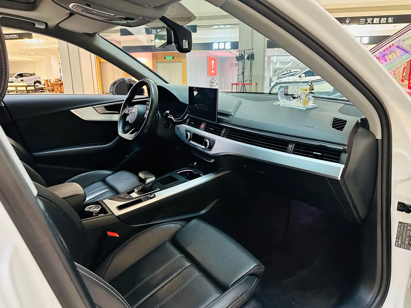 Audi A4L 2022 40 TFSI Luxury Dynamic фото 14