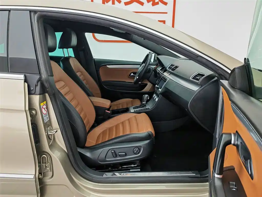 Volkswagen FAW-Volkswagen CC 2015 2.0TSI Luxury фото 23
