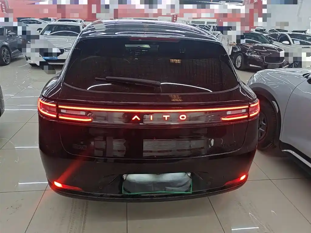 AITO Wenjie AITO M5 2025 Extended Range Ultra RWD фото 6