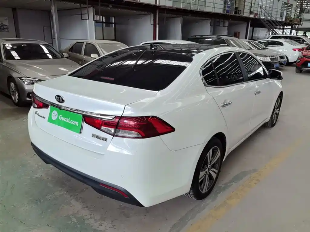 Kia Kaishen 2017 1.8L Automatic DLX фото 7
