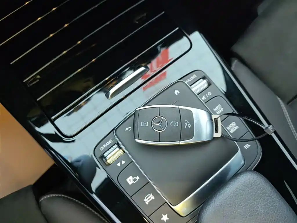 Mercedes-Benz A-Class 2021 A 200 L Sport Sedan Fashion Edition фото 9