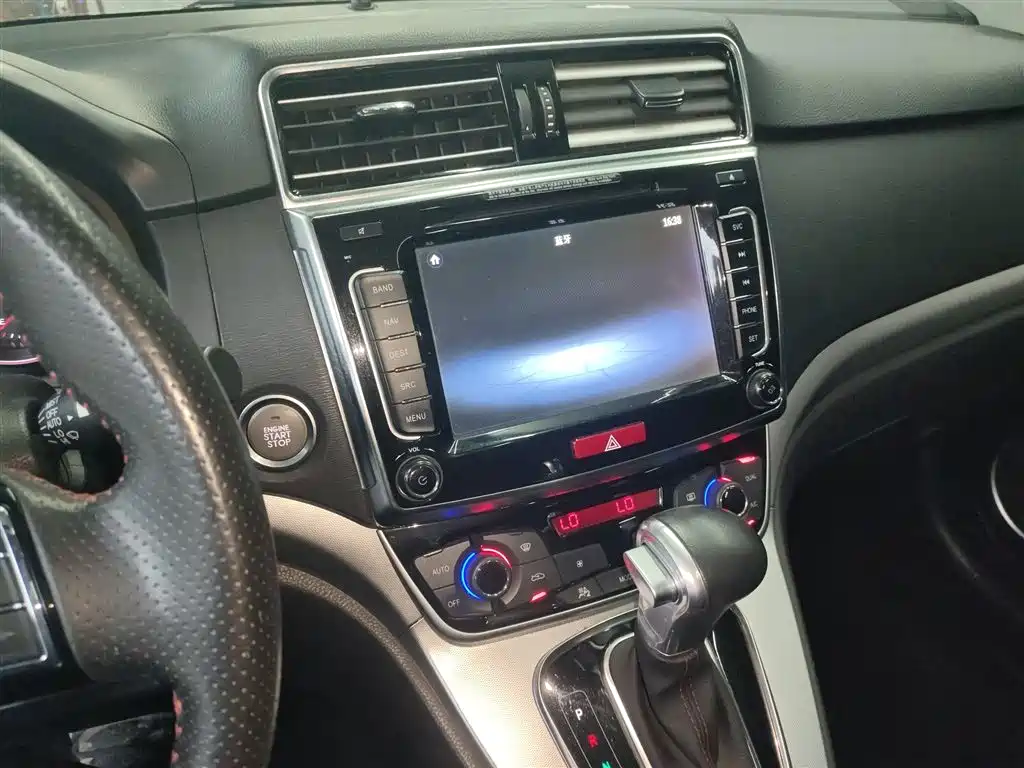 Haval H6 2015 Sport 1.5T Automatic 2WD Luxury фото 13