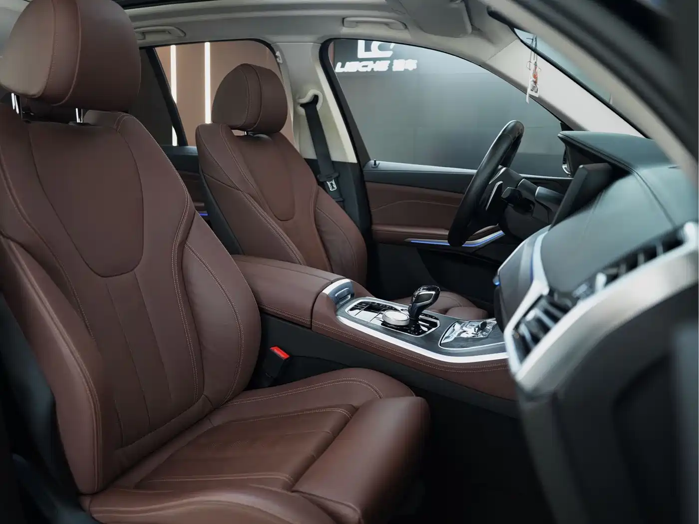 BMW X5 (Import) 2021 xDrive40i M Sport Package фото 16