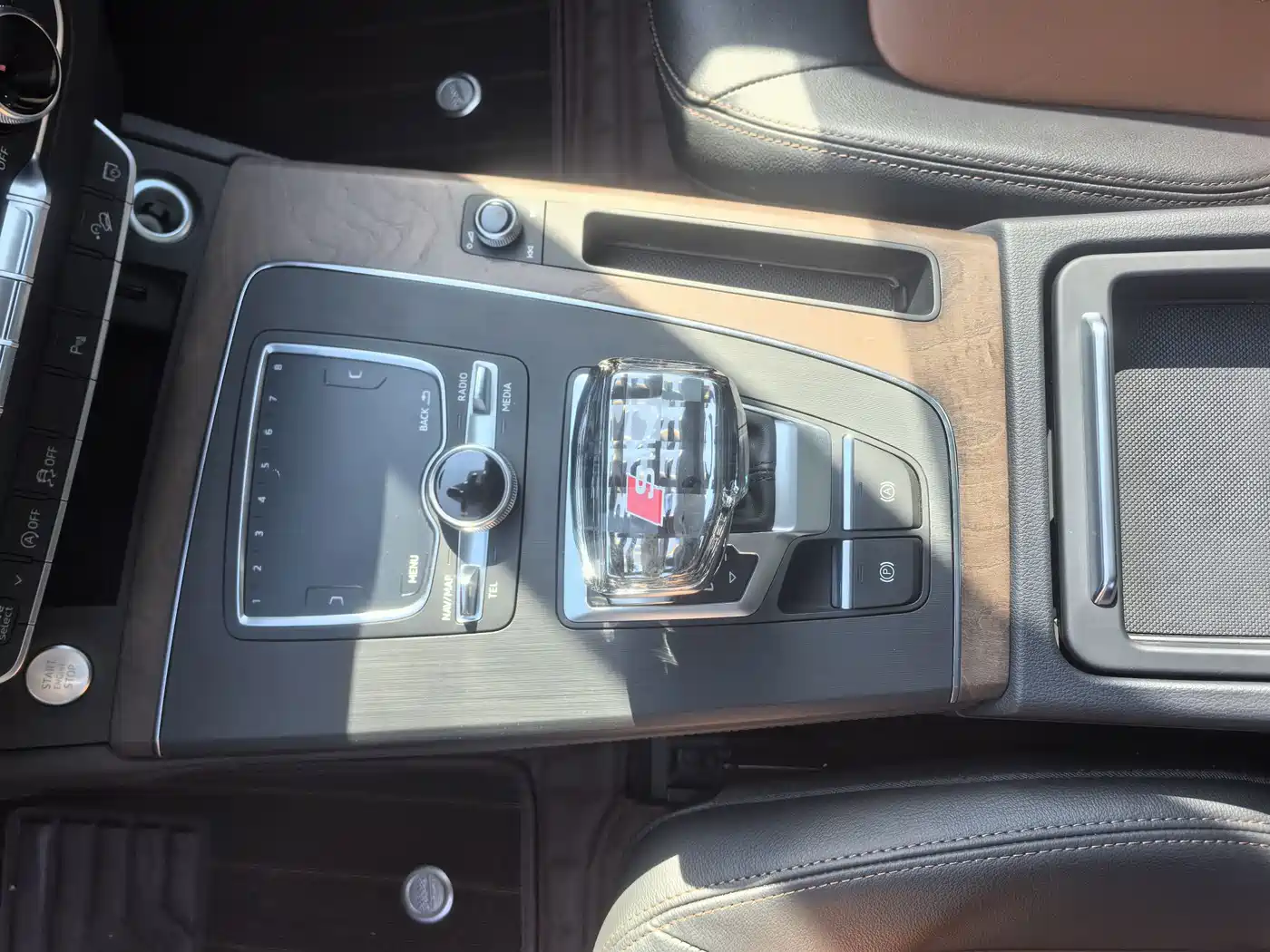 Audi Q5L 2018 45 TFSI Exclusive Elegance (China V) фото 17
