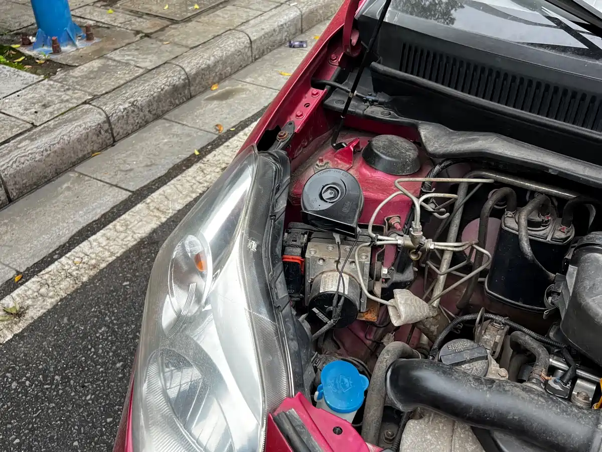 Фото 17 - Suzuki Alto