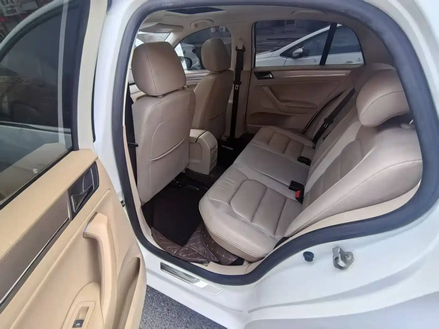 Volkswagen Bora 2015 Quality Edition 1.6L Manual Comfort фото 9