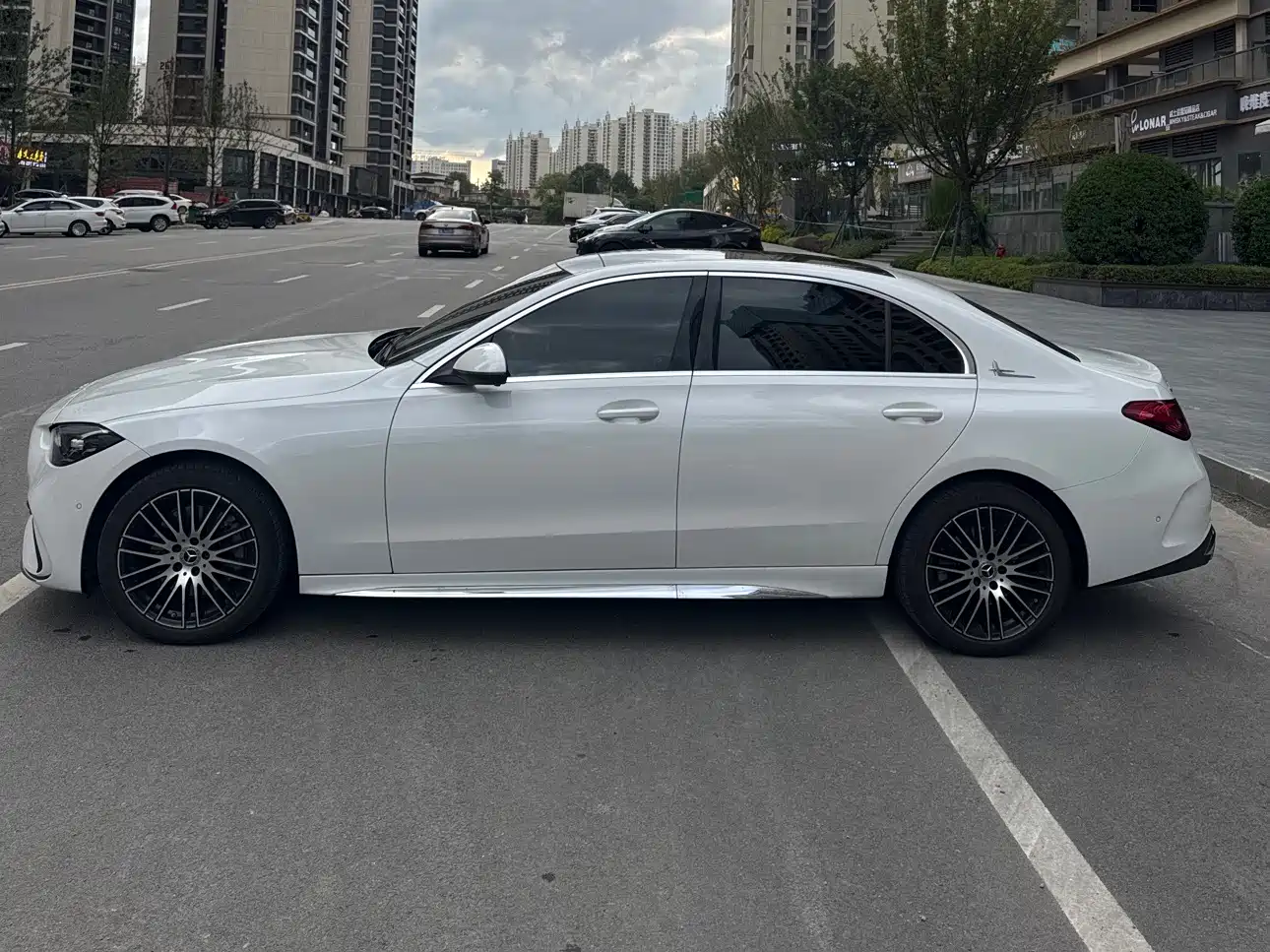 Mercedes-Benz C-Class 2024 Facelift III C 260 L Sport фото 3