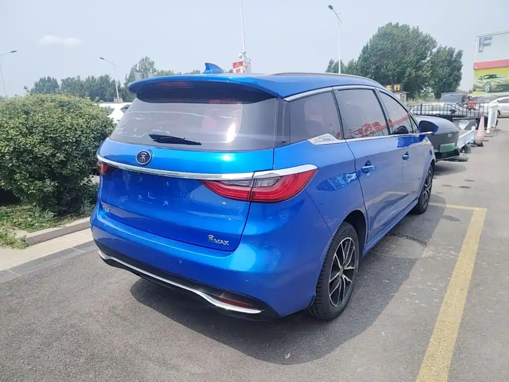 BYD Song MAX 2018 2017 1.5T Auto Smart Elite 7-Seater
