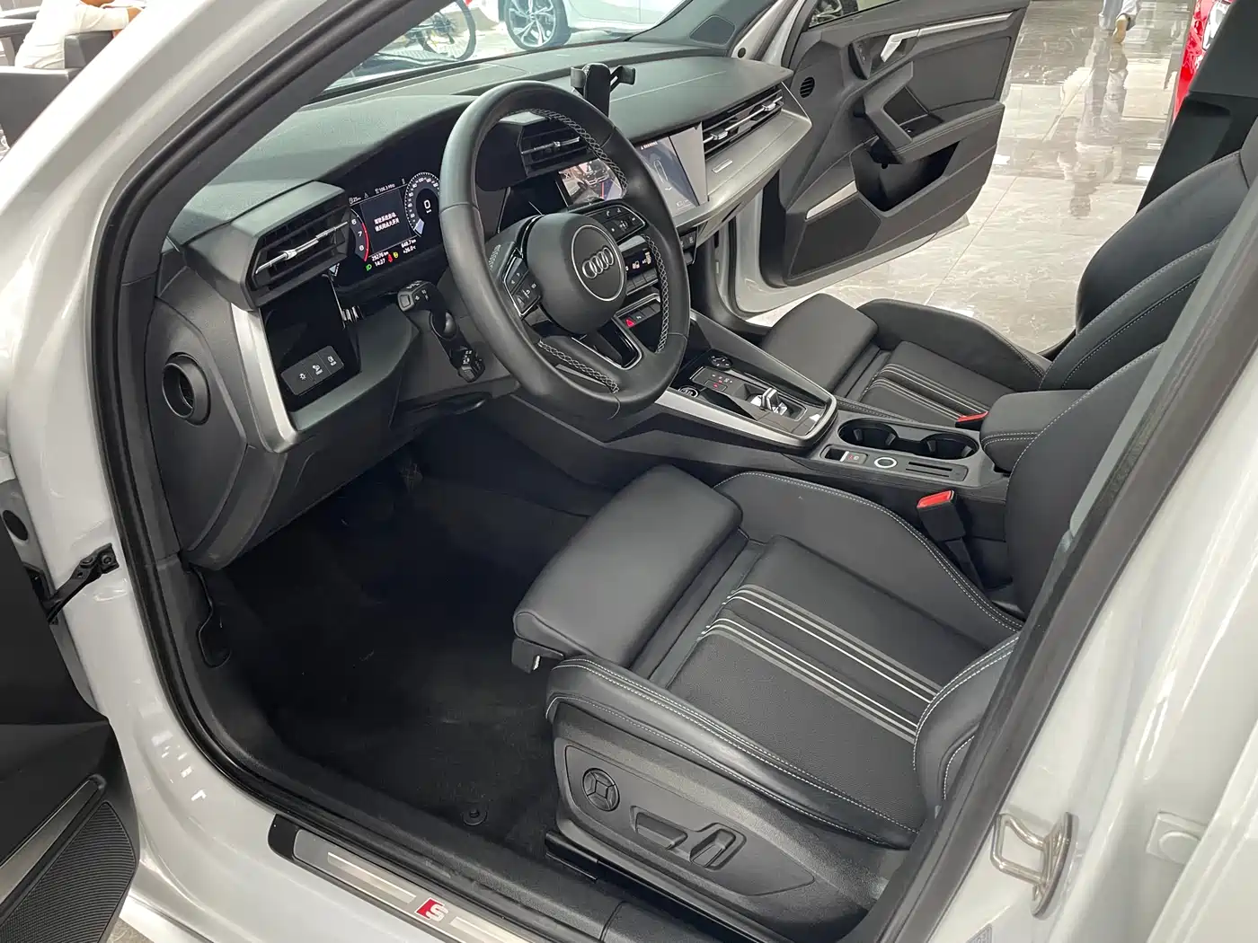 Audi A3 2023 Sportback 35 TFSI Fashion Sport фото 5