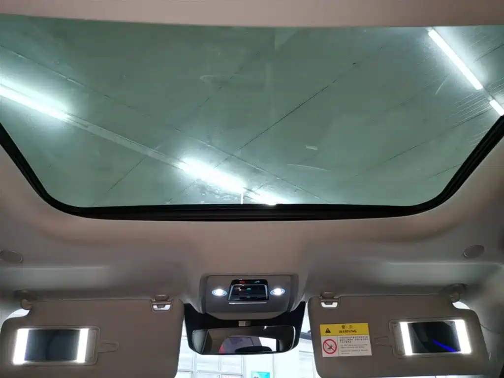BYD Hai Shi 07 DM-i 2025 150 Pilot+ Edition фото 18
