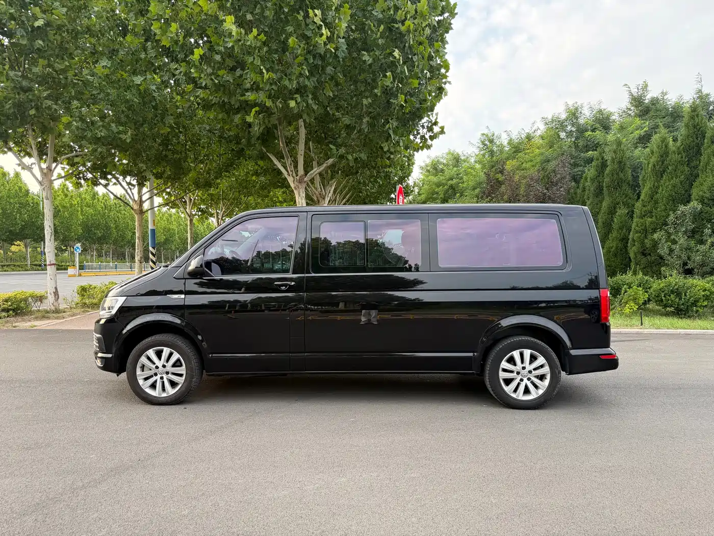 Volkswagen Caravelle 2016 2016 2.0TSI AWD Comfort 9-Seater