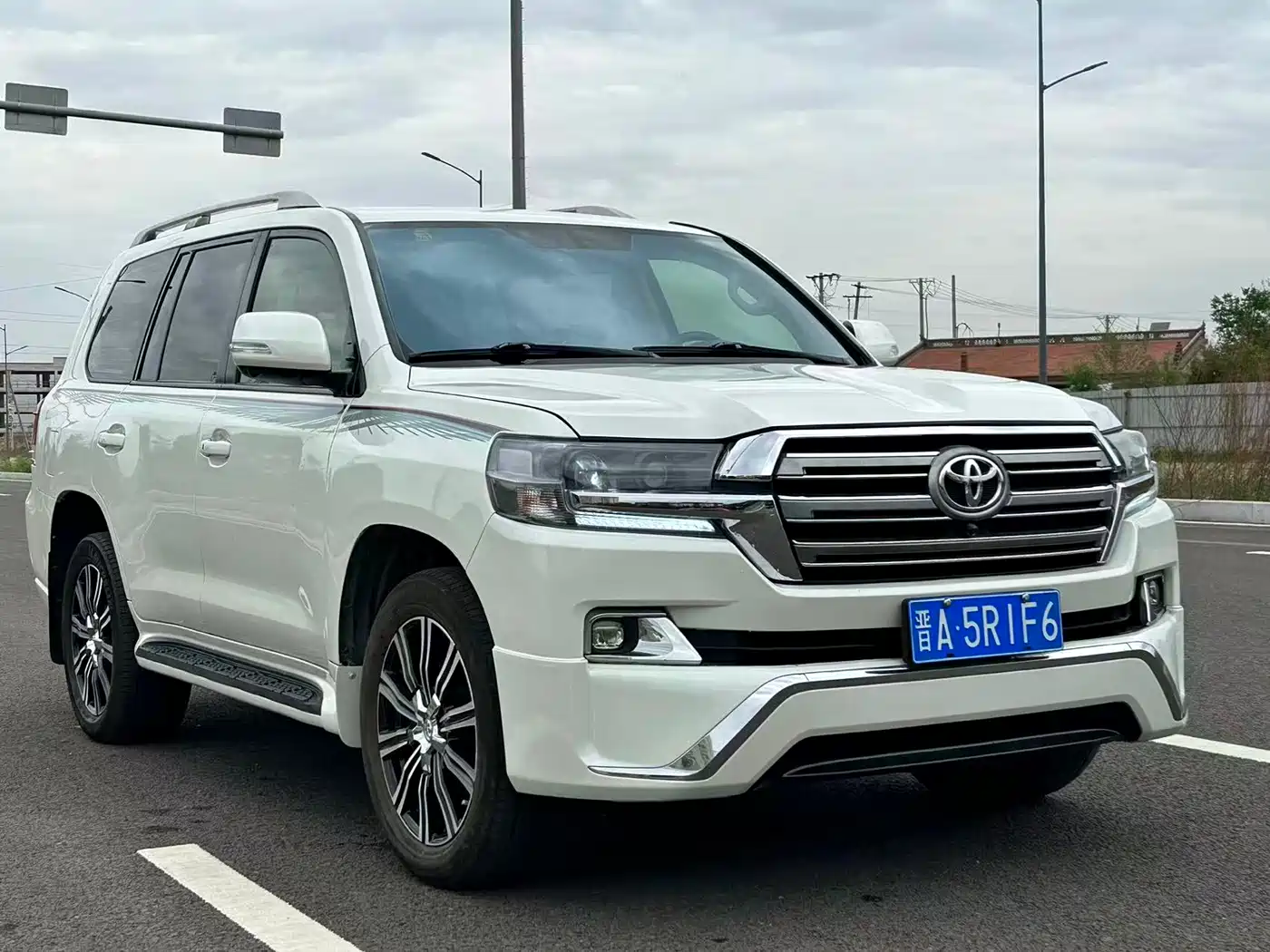 Toyota Land Cruiser (Import) 2015 2015 4.0L V6 Middle East Limited Edition