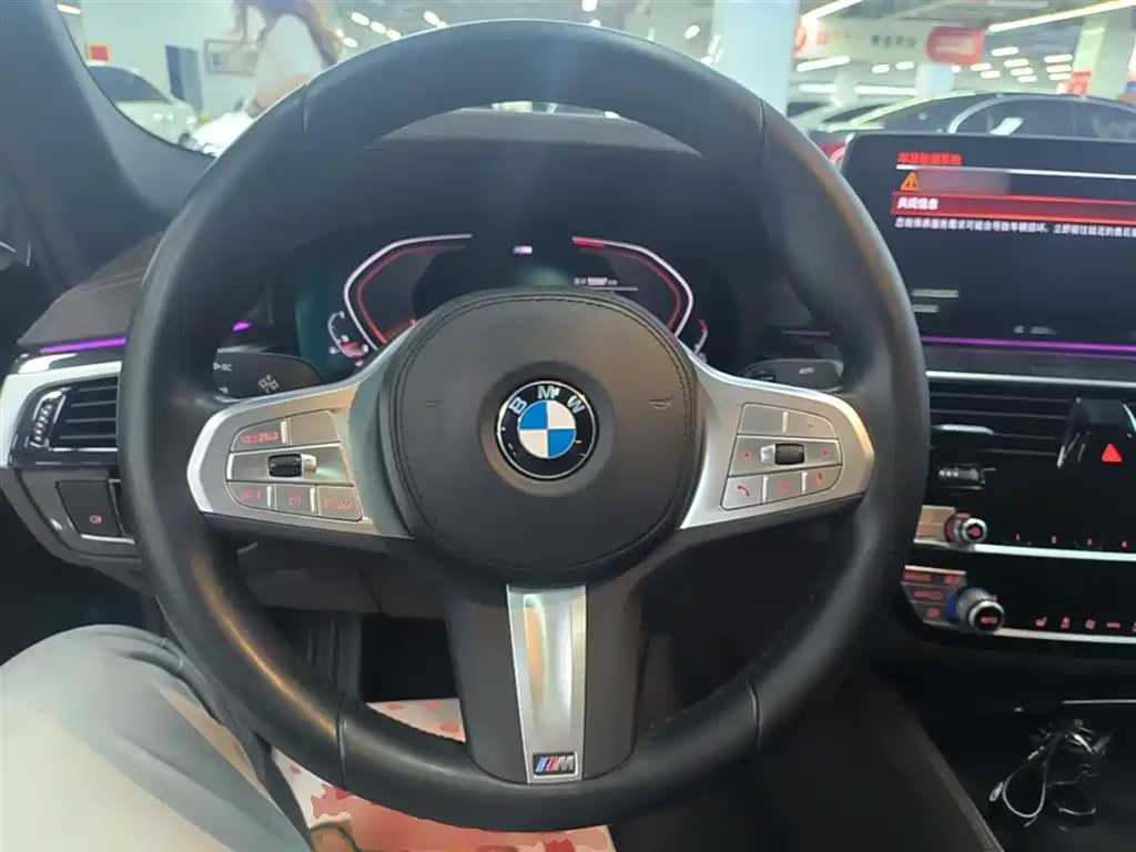 BMW 5 Series 2022 Model Second Facelift 525Li M Sport Package фото 11
