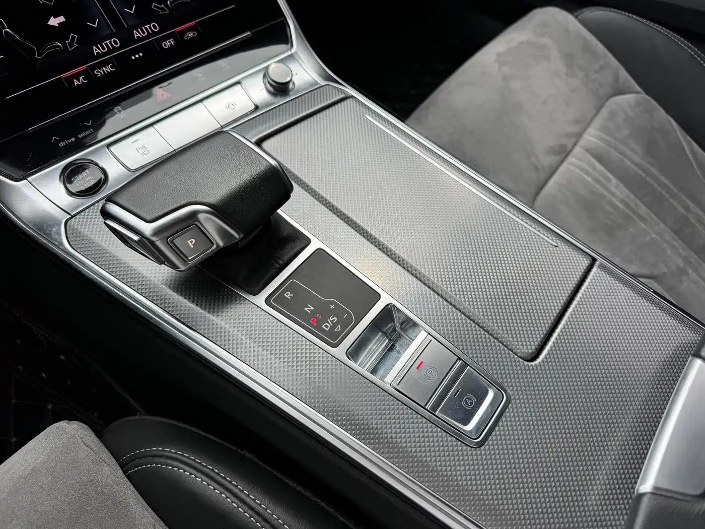 Audi A6L 2024 45 TFSI Premium Dynamic фото 9