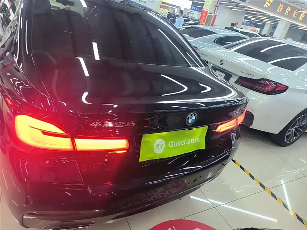 BMW 5 Series 2022 Model Second Facelift 525Li M Sport Package фото 6