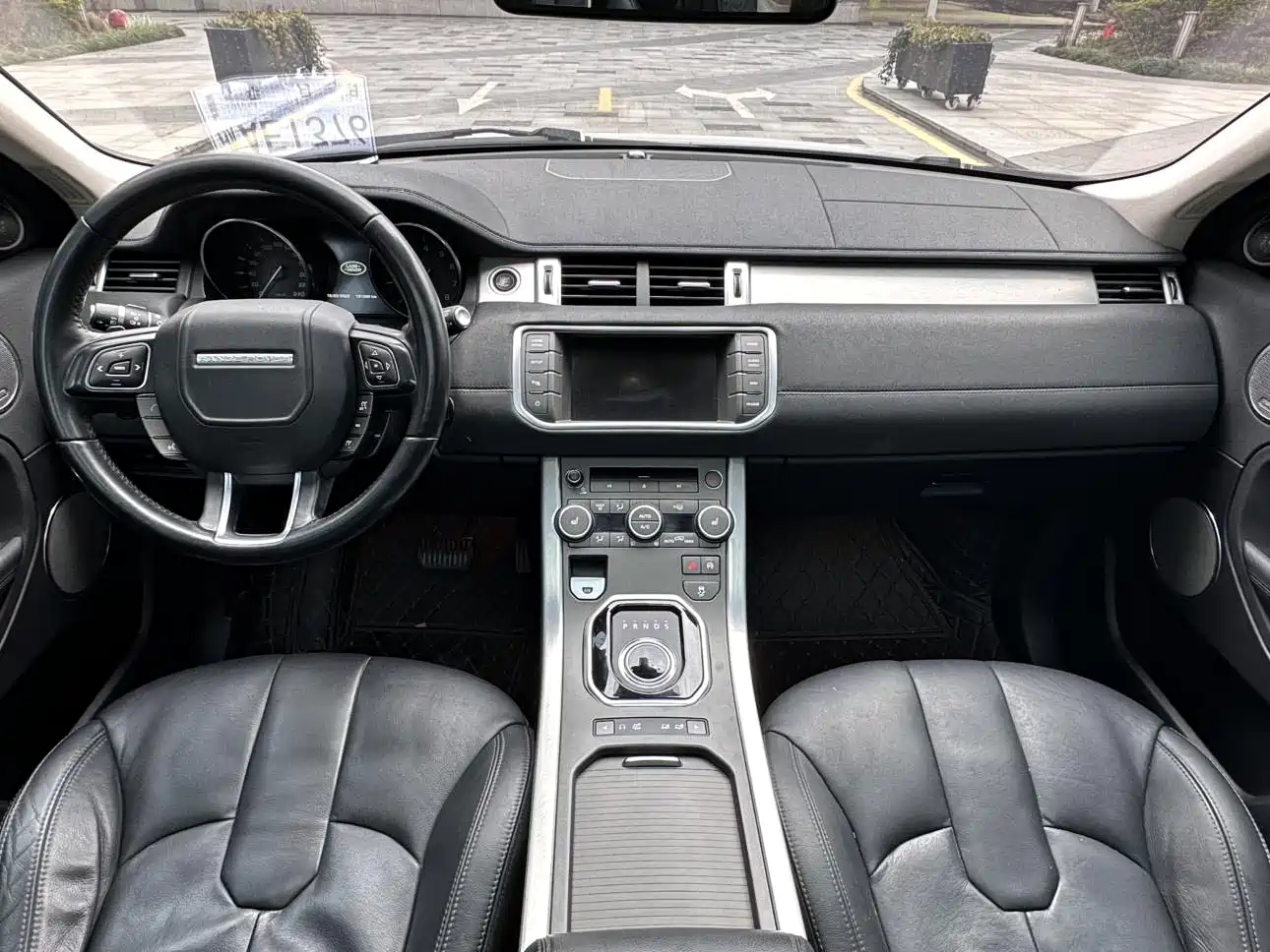 Land Rover Range Rover Evoque 2015 2.0T 5-Door Intelligent Edition фото 9