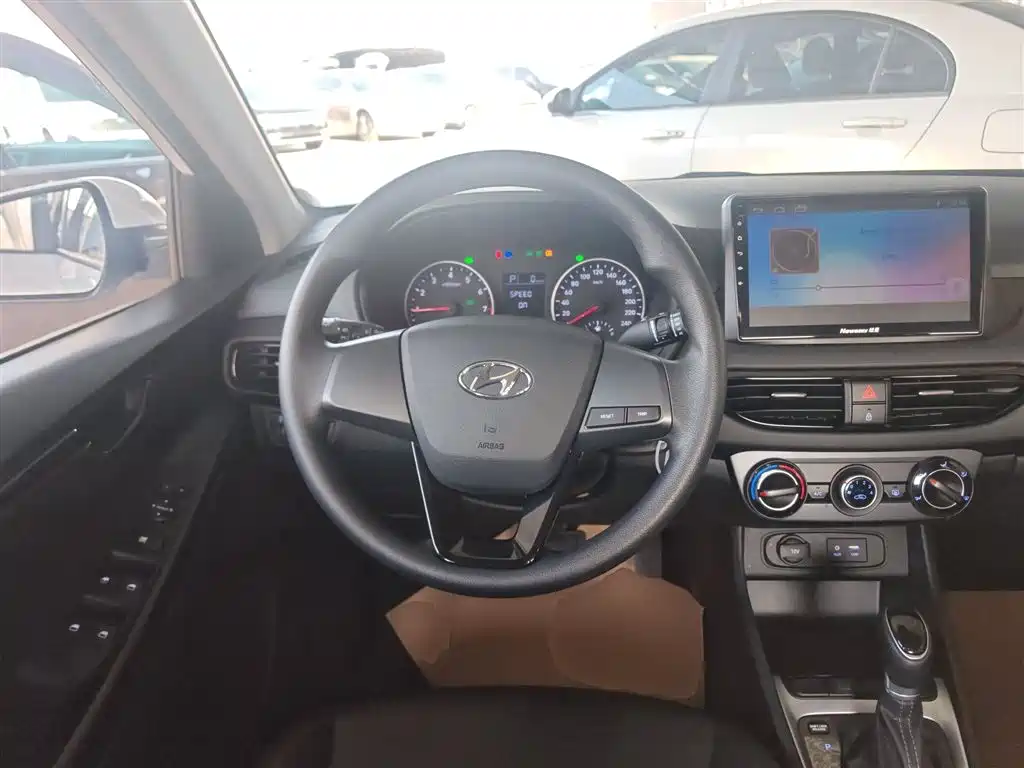 Hyundai Elantra 2018 1.6L Auto Joy GL (China V) фото 11