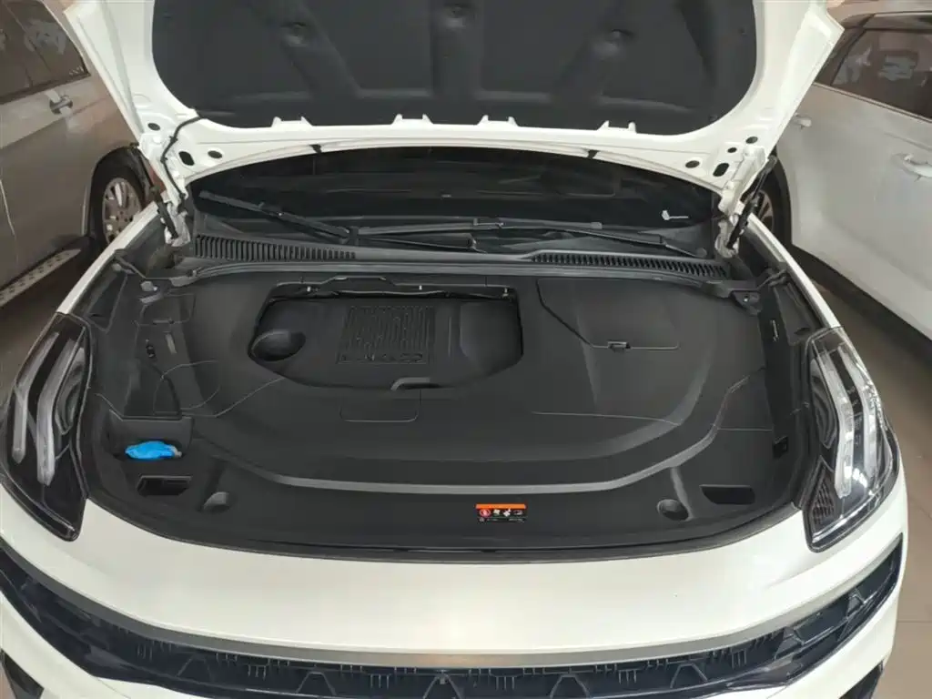 Lynk & Co 06 2023 Remix 1.5T Power Halo фото 20