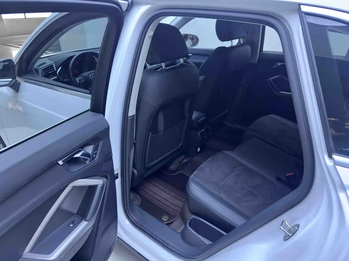 Audi Q3 2023 35 TFSI Fashion Dynamic (1.4T) фото 9