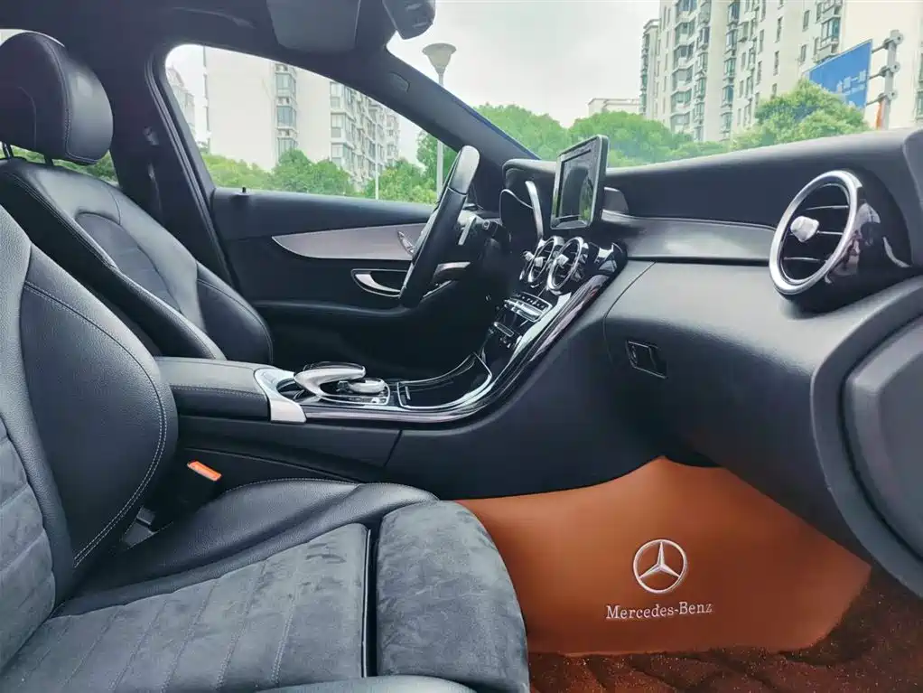 Mercedes-Benz C-Class 2017 C 200 Sport фото 20