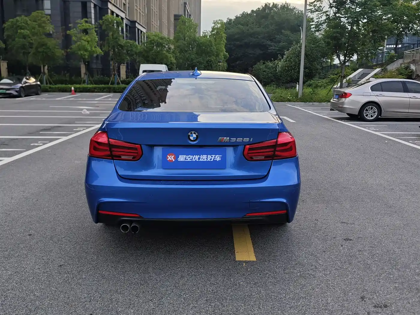 BMW 3 Series 2016 328i M Sport фото 17