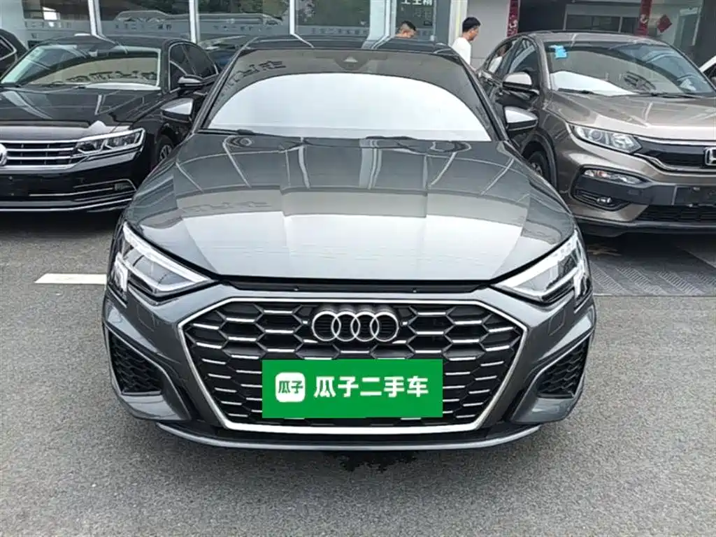 Audi A3 2024 Model Sportback 35 TFSI Luxury Sport фото 3