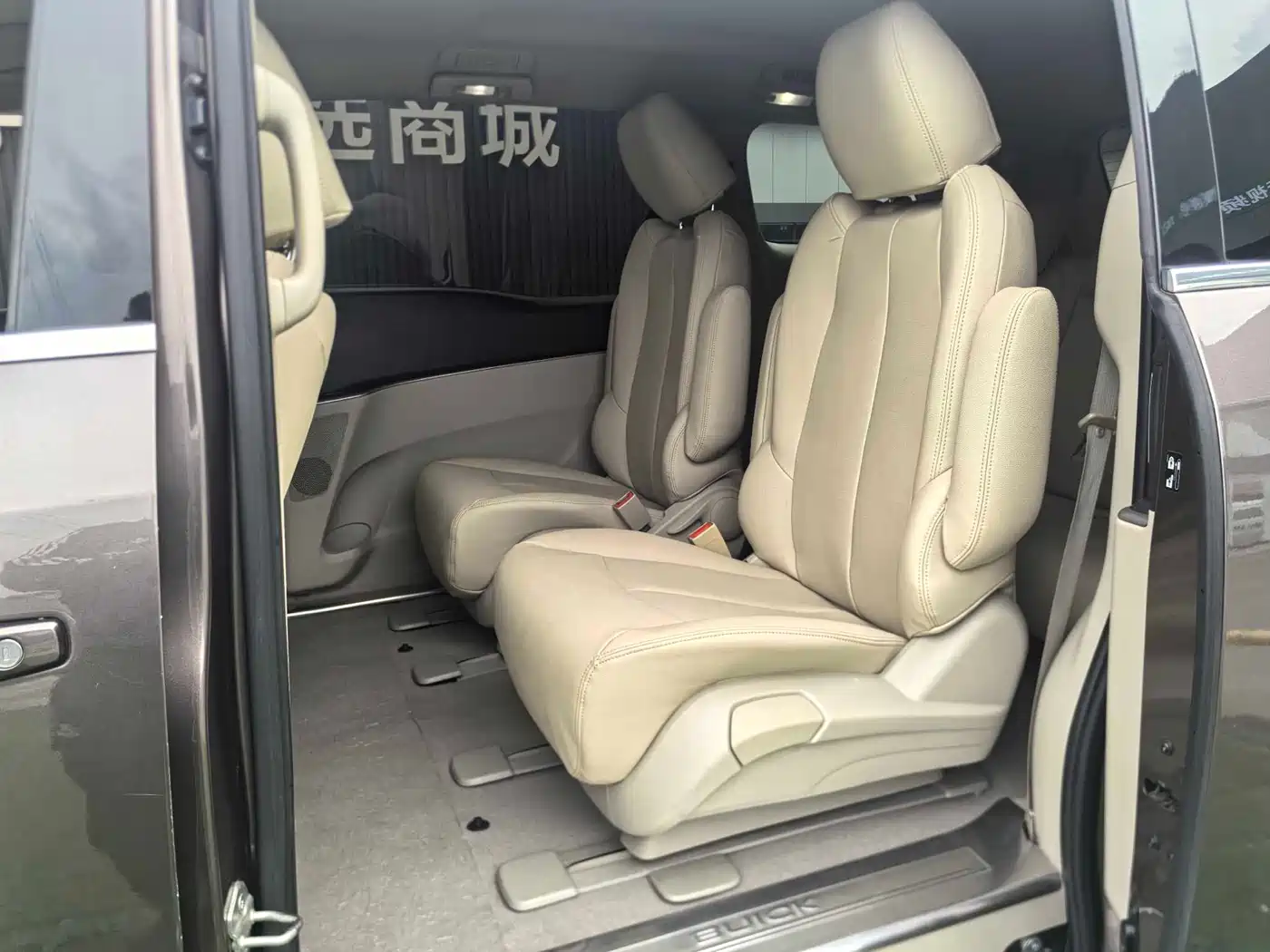 Buick GL8 2014 2.4L CT Luxury Business Comfort фото 8