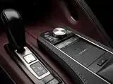 Фото 18 - Lexus LC
