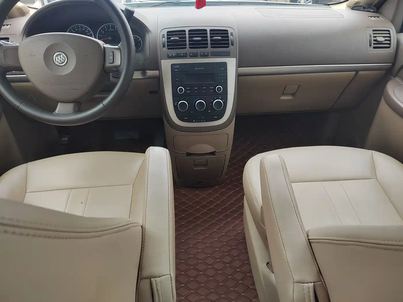 Buick GL8 2014 2.4L Classic Edition фото 9