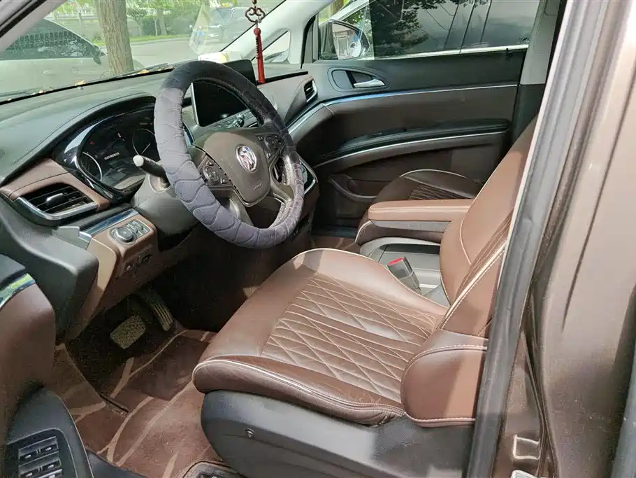 Buick GL8 2023 Land Business Class 652T Luxury фото 9