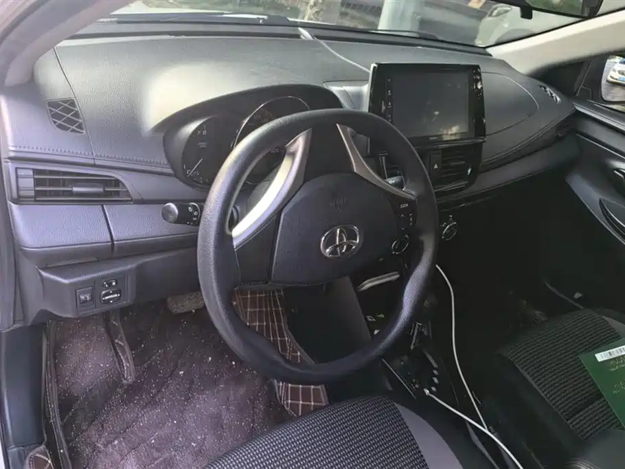 Toyota Vios FS 2021 1.5L CVT Fengchi Edition фото 12