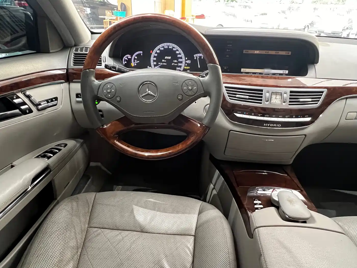 Mercedes-Benz S-Class 2010 Model S 400 L HYBRID фото 29