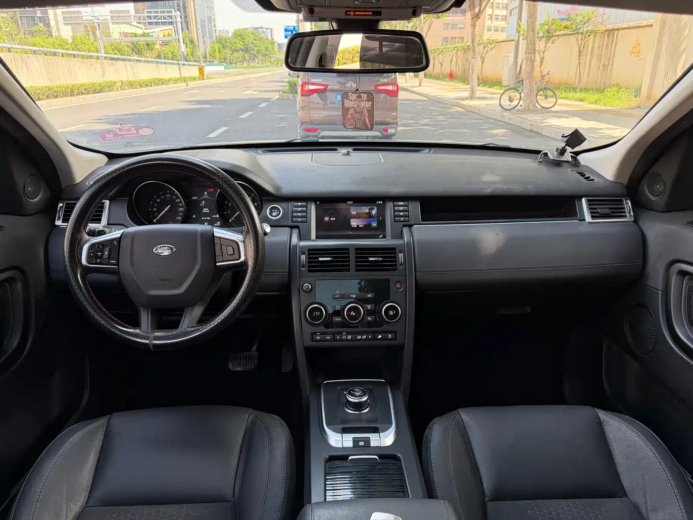 Фото 9 - Land Rover Discovery Sport