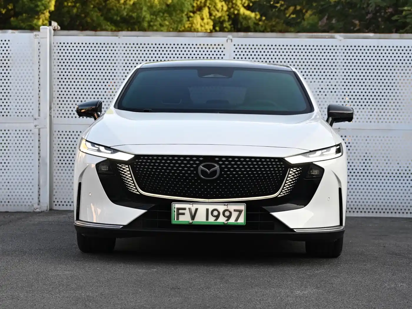 2025 Mazda EZ-6