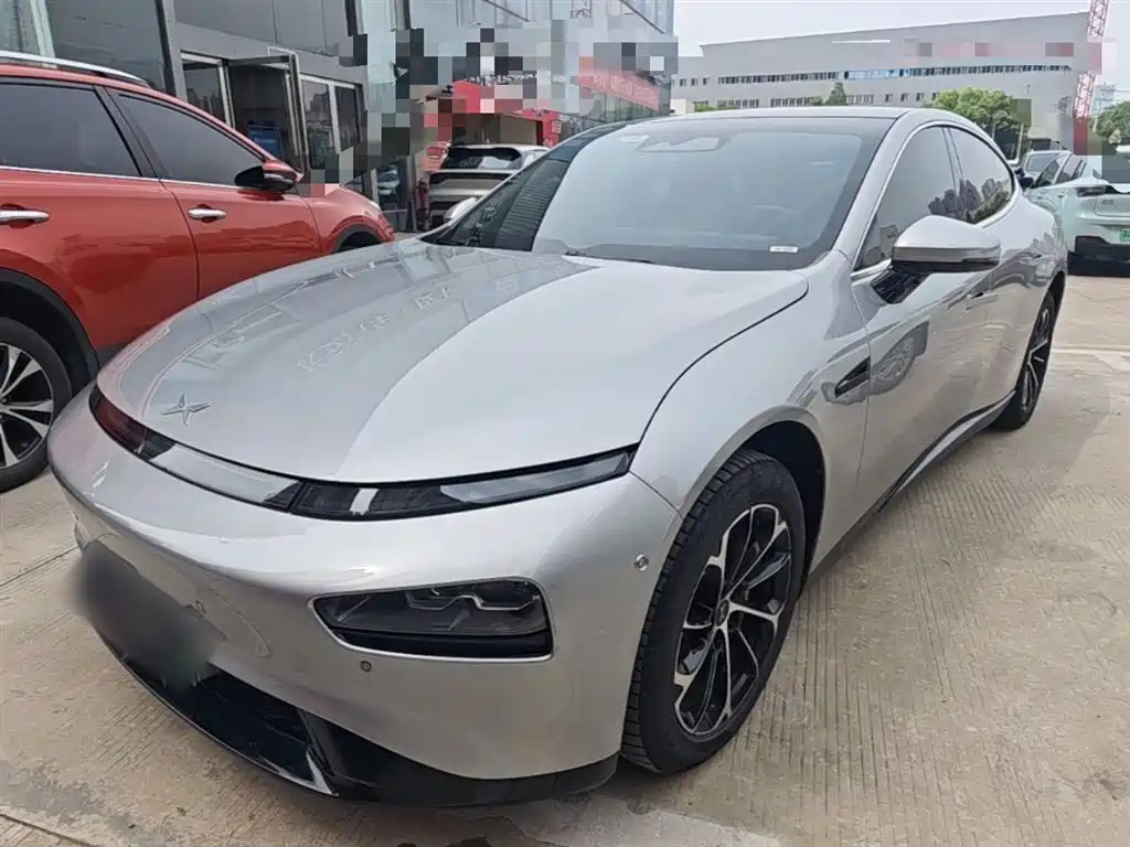 Фото 2 - XPeng P7