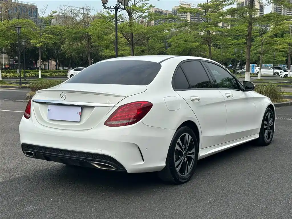 Mercedes-Benz C-Class 2018 C 200 Sport Edition фото 16