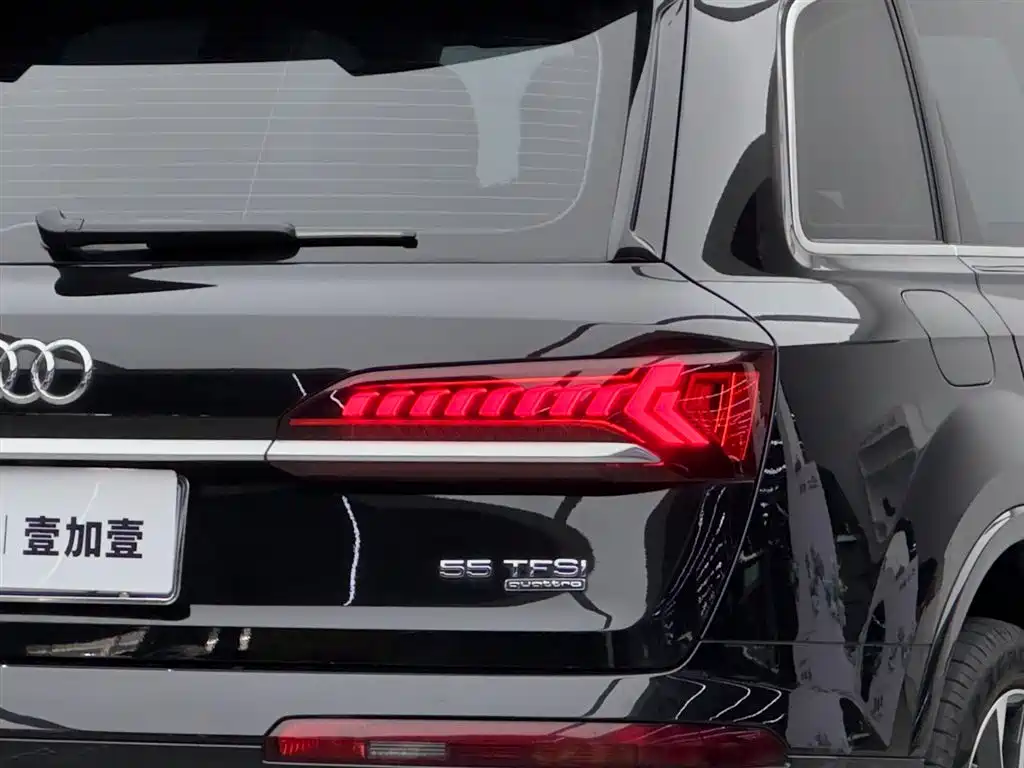Audi Q7 2023 55 TFSI quattro S line Sport фото 20