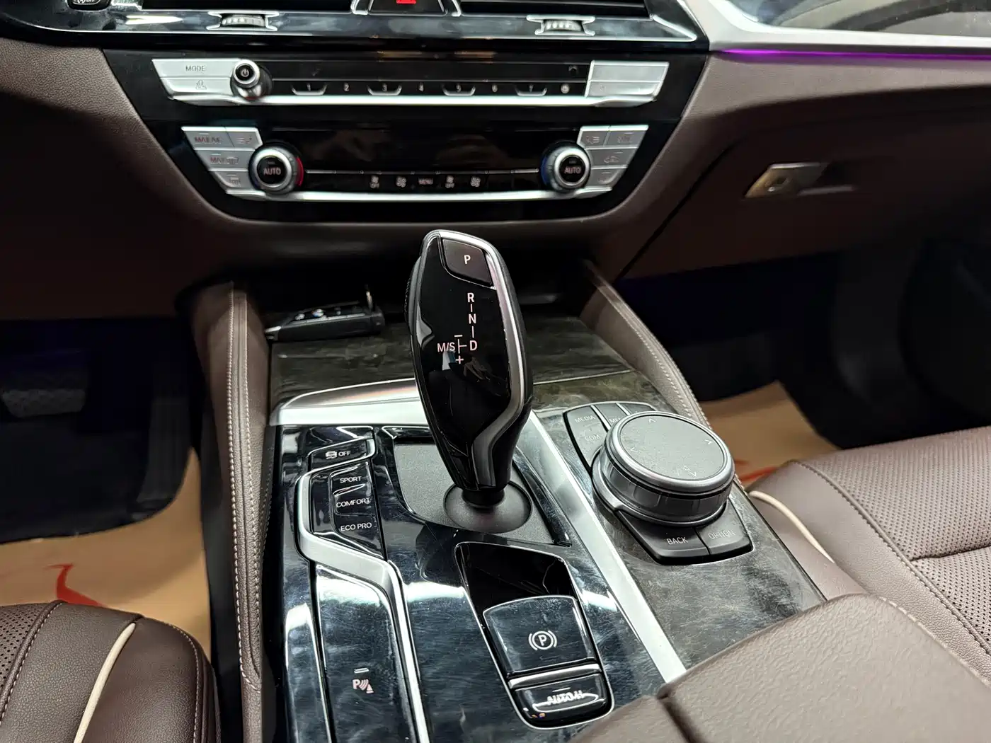 BMW 5 Series 2022 525Li Luxury Package фото 11