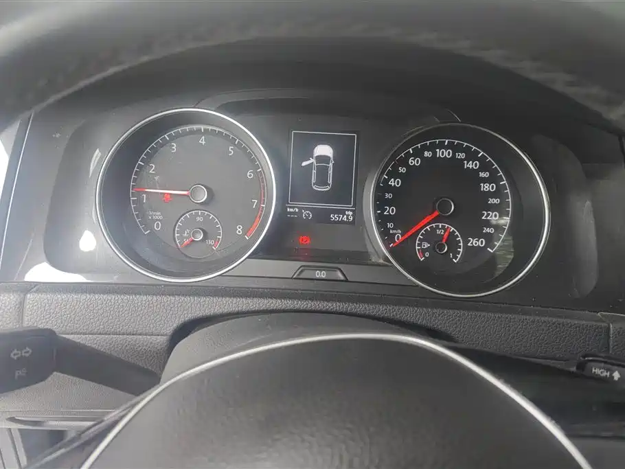 Volkswagen Golf 2018 230TSI Automatic Comfort фото 14