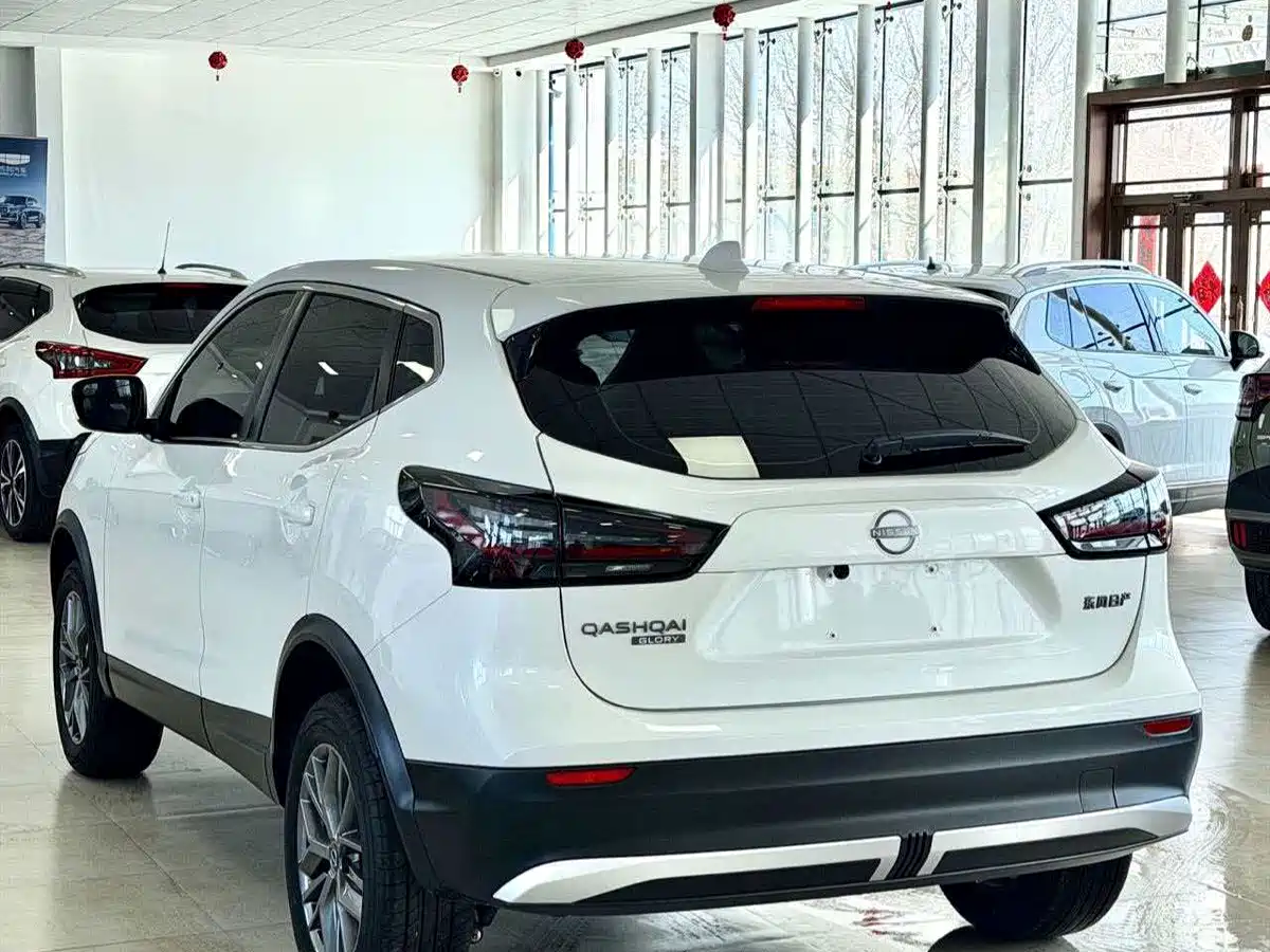 Nissan Qashqai 2025 2025 Facelift Honor 2.0L CVT XV Sincere Edition