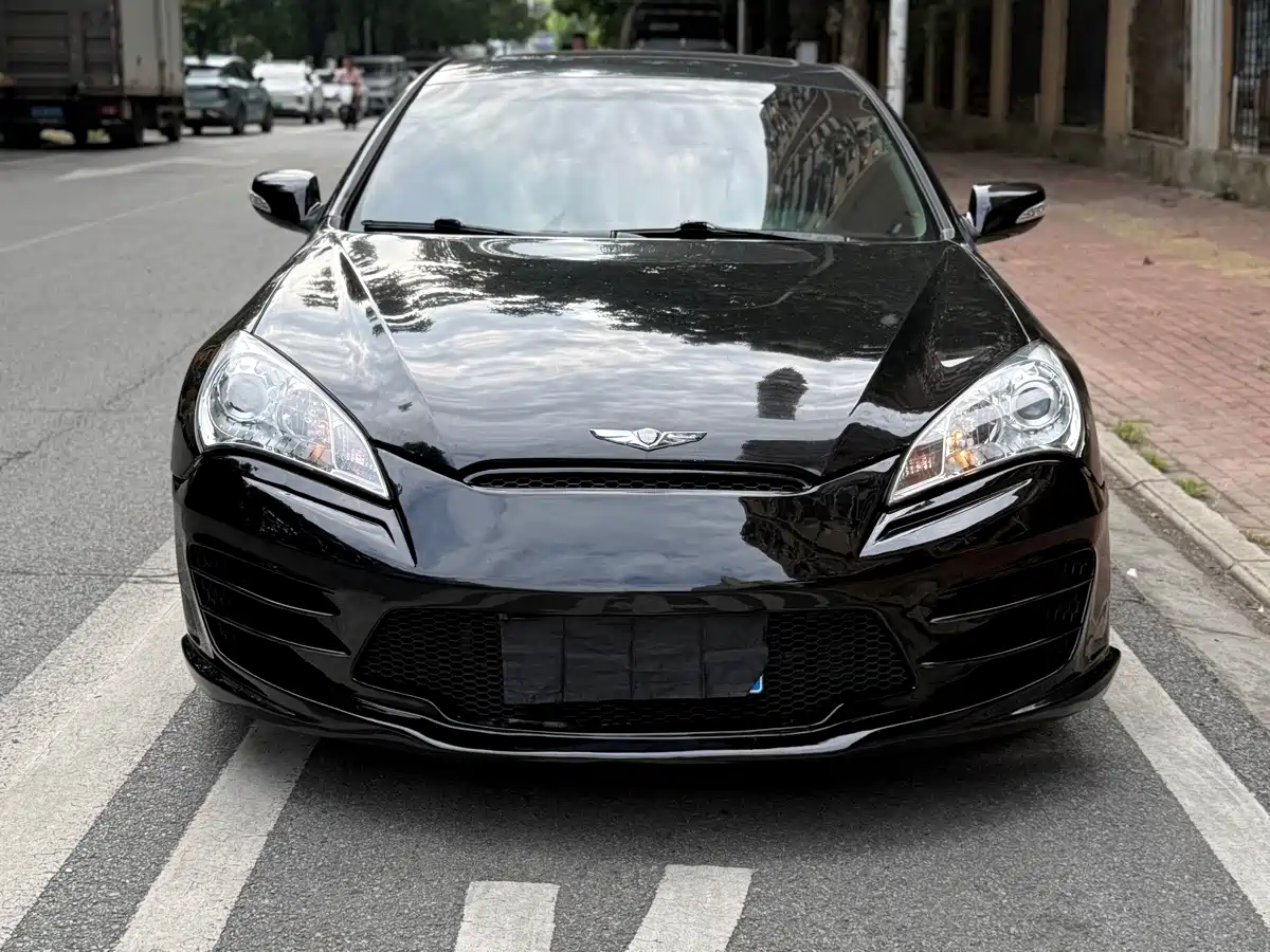Hyundai Genesis Coupe 2010 2009 2.0T Automatic Elegant Edition